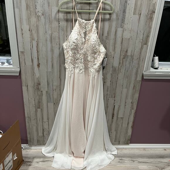 New Xscape Formal Blush 3d Floral Applique Halter Maxi Dress Womens Size 12 - Picture 1 of 10